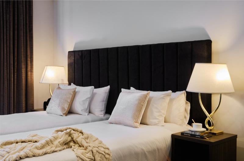 Crowne Plaza Sydney Burwood By Ihg Hotel Exterior photo